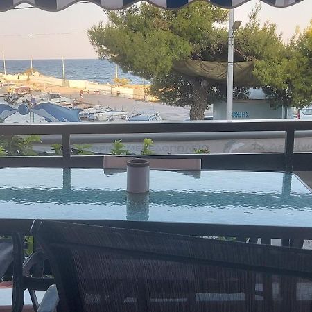 Dolphin 2 Apartman Ártemida Kültér fotó
